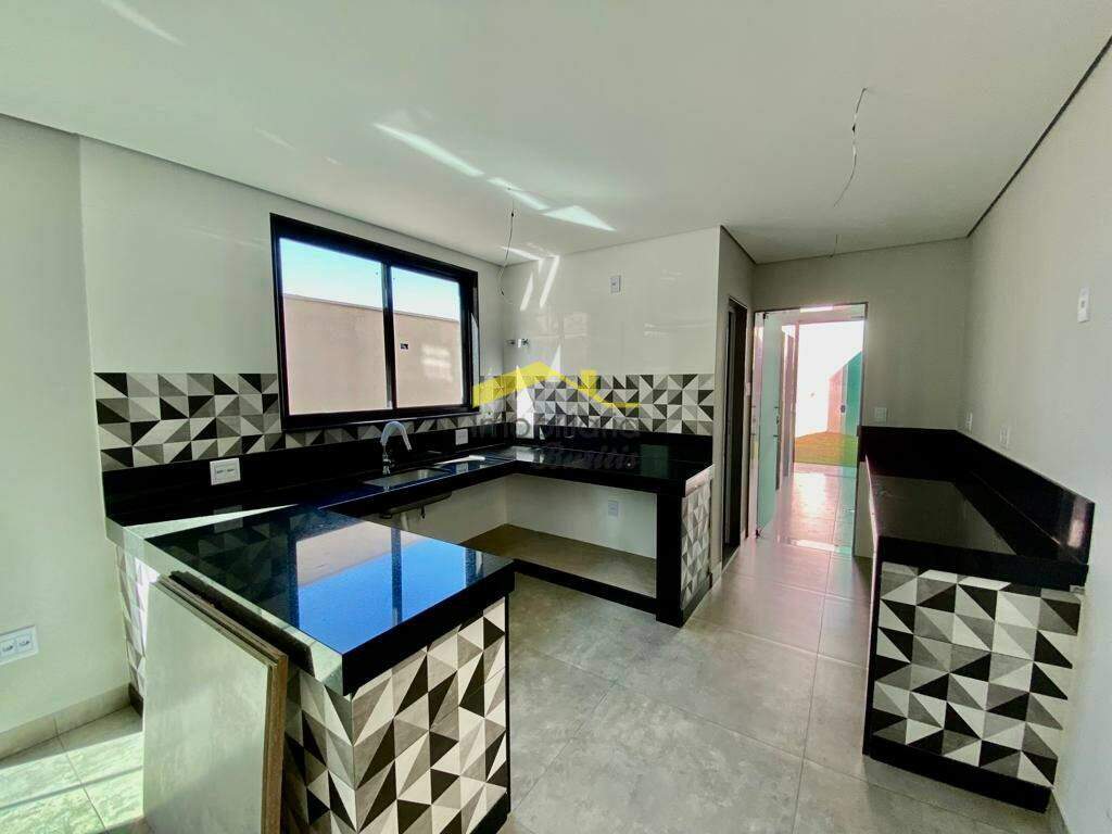 Casa à venda no Nova Gameleira: 