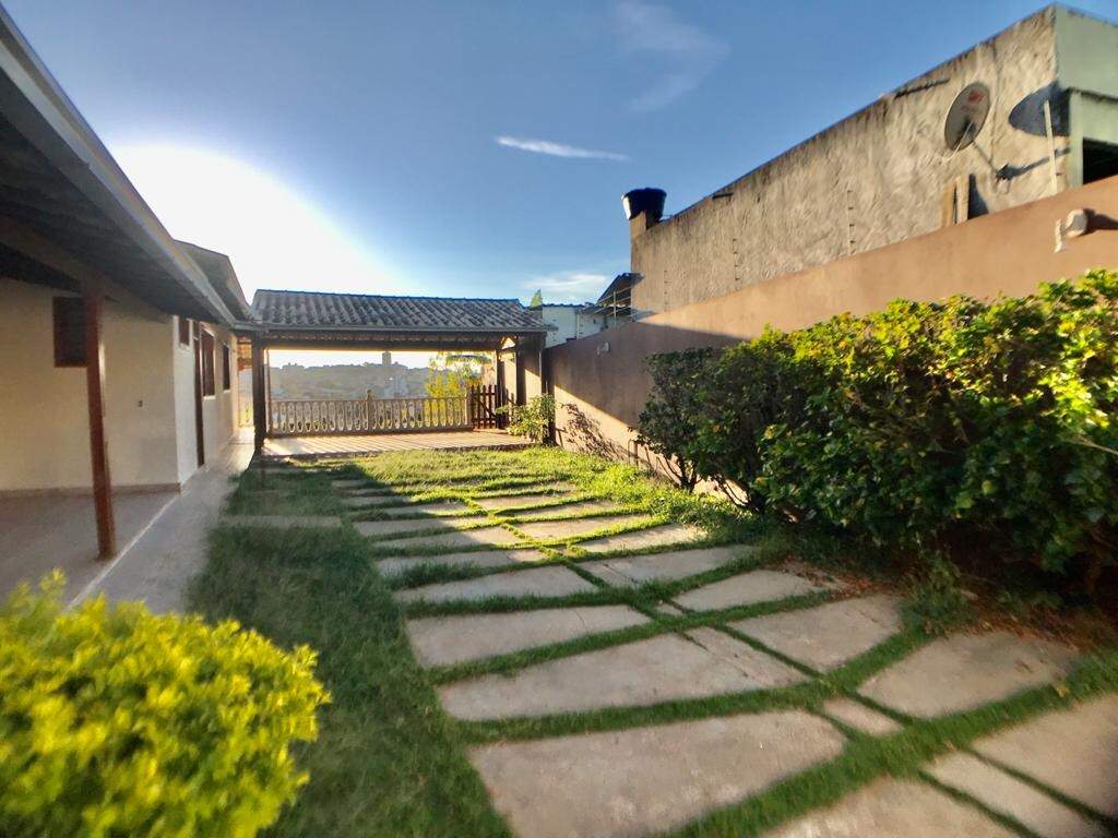 Casa à venda no Estoril: 