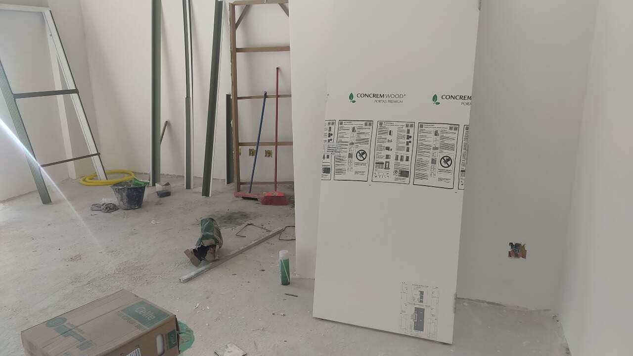 Loja à venda no Estoril: 