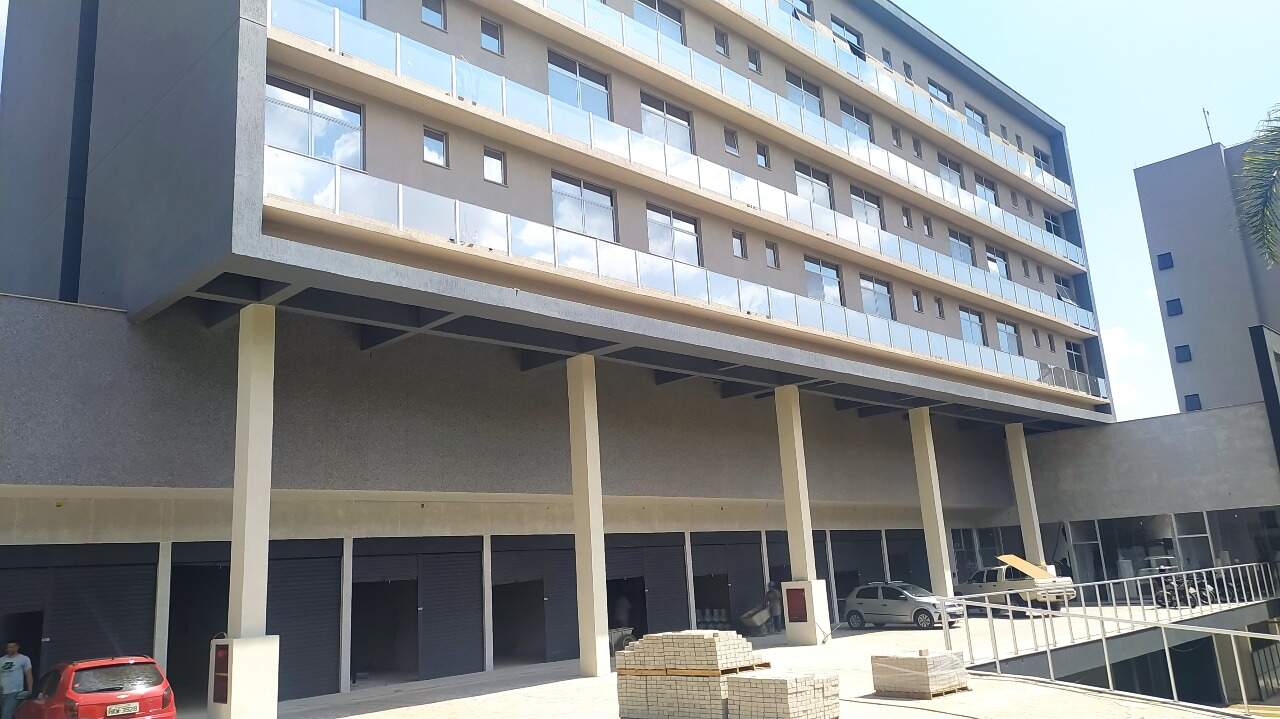 Loja para aluguel no Estoril: 