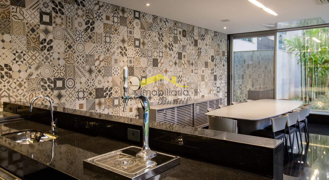 Cobertura à venda no Savassi: 