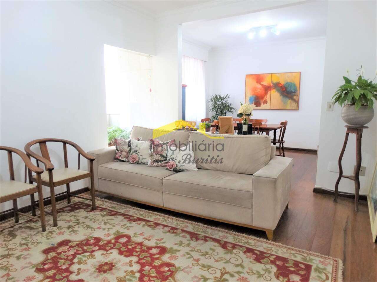 Apartamento à venda no Buritis: 