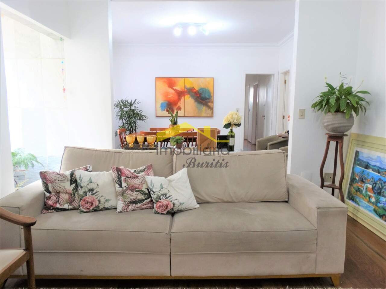 Apartamento à venda no Buritis: 