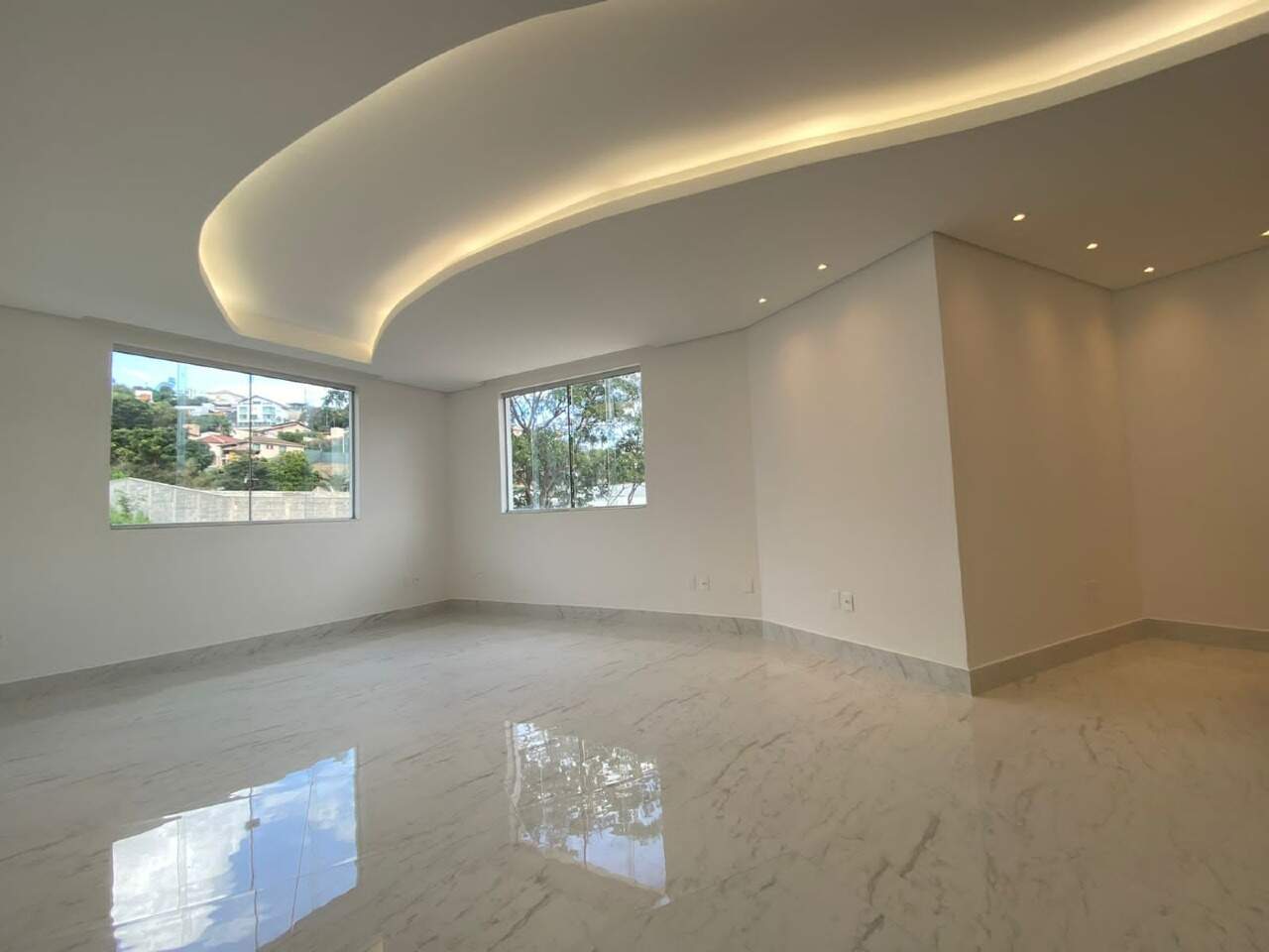 Casa à venda no Estoril: 