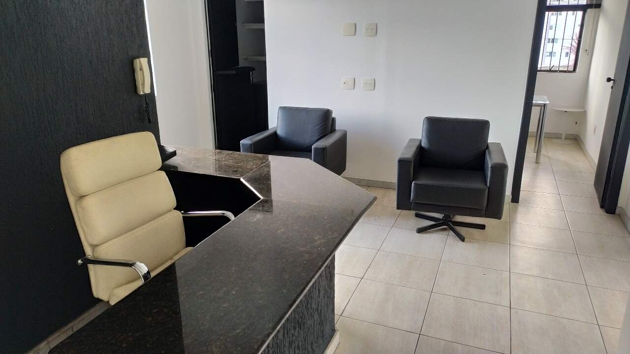 Sala à venda no Buritis: 