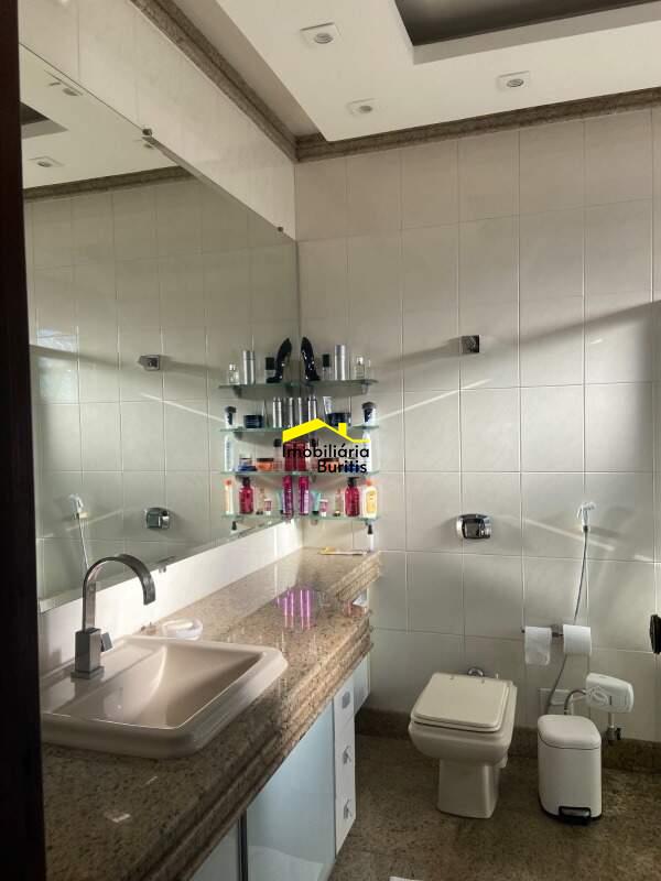 Casa à venda no Santa Lúcia: 