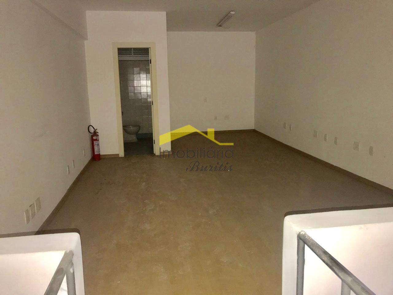 Loja à venda no Santa Lúcia: 