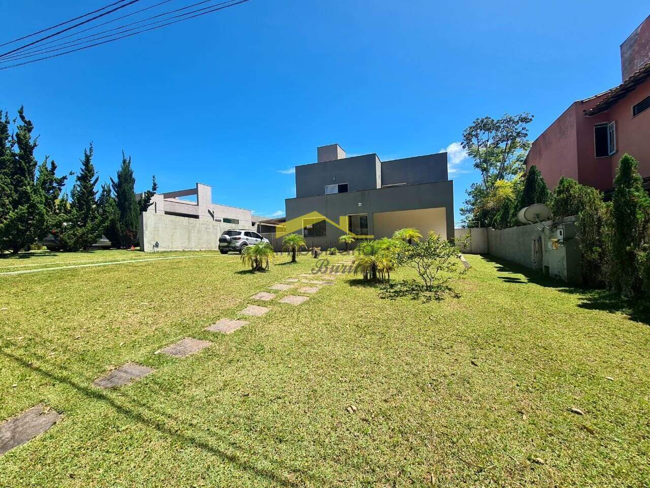 Casa à venda no Residencial das Flores: 
