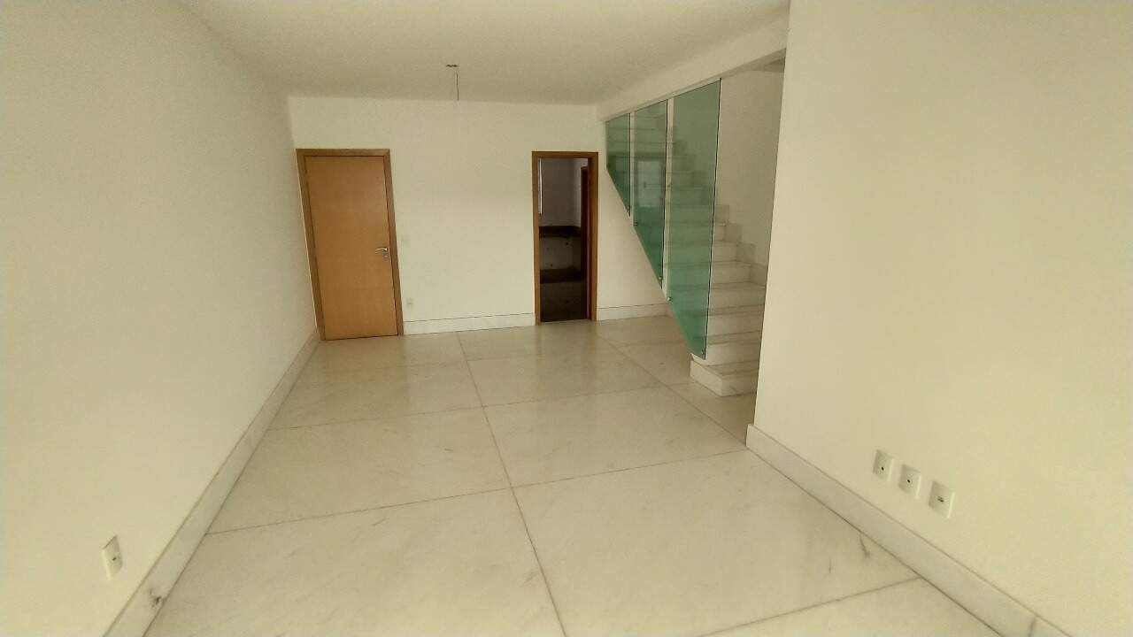 Cobertura à venda no Buritis: 