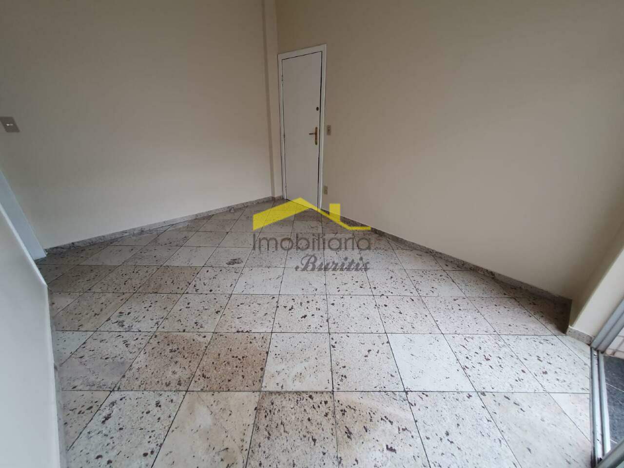 Apartamento com área privativa à venda no Buritis: 