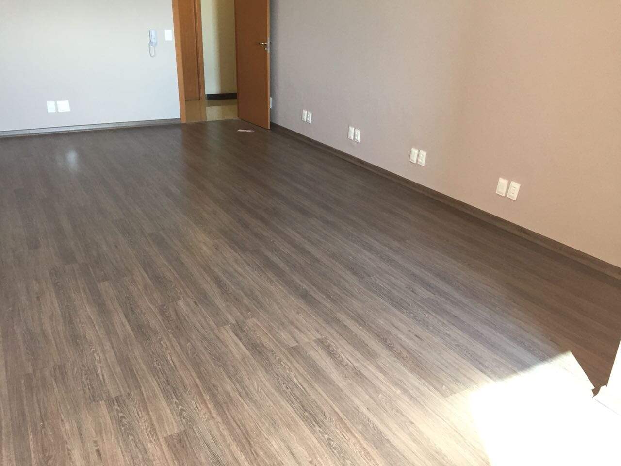 Sala para aluguel no Buritis: 