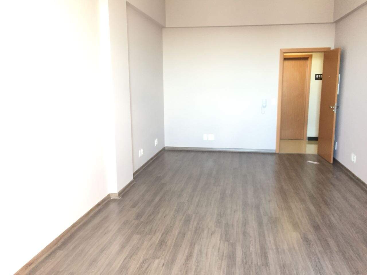 Sala para aluguel no Buritis: 