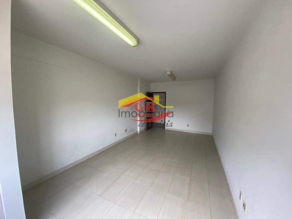 Sala à venda no Barro Preto: 