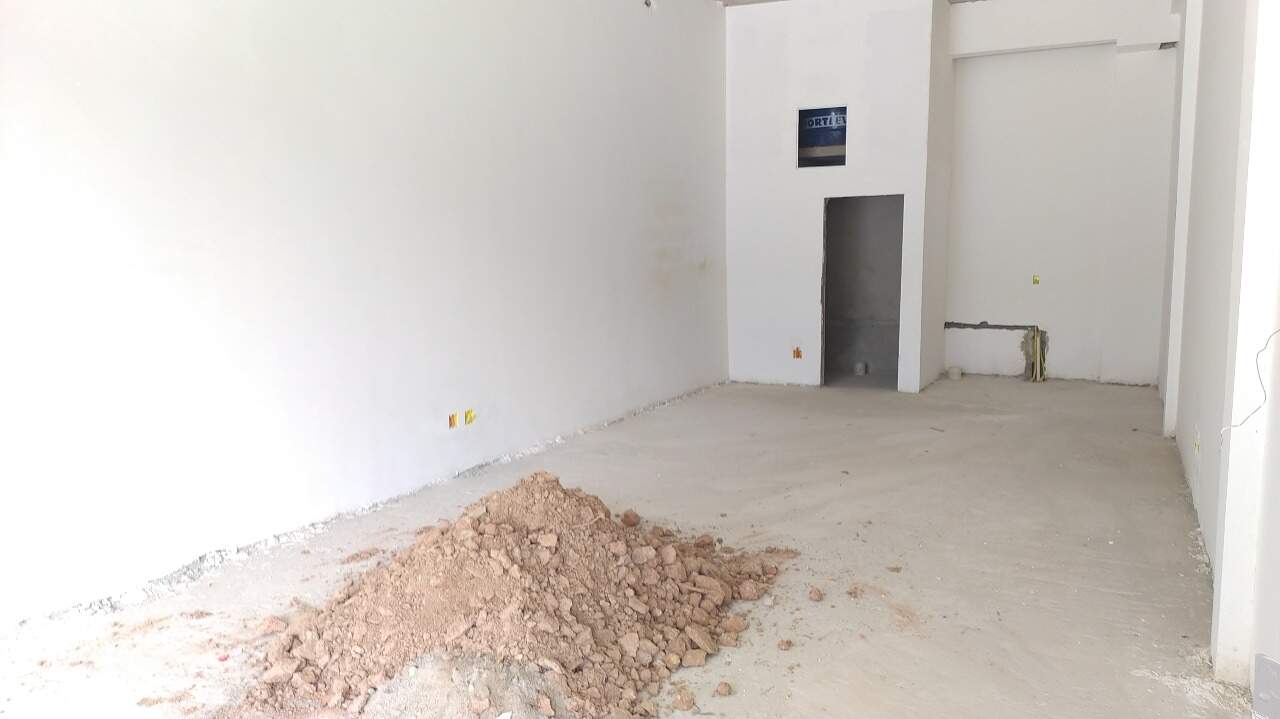 Loja à venda no Estoril: 