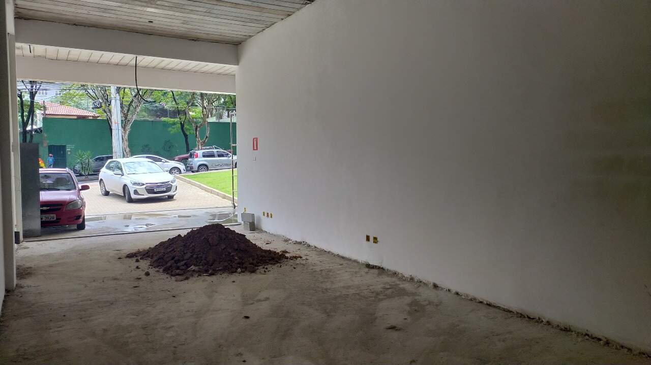 Loja à venda no Estoril: 