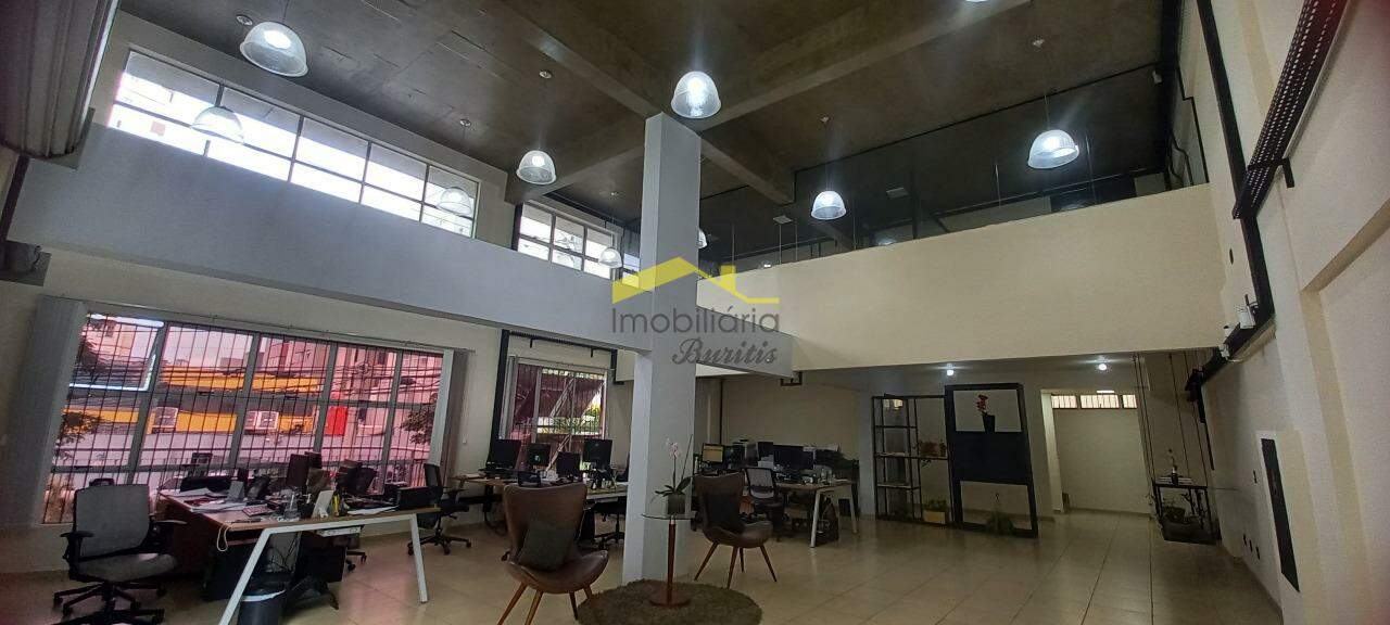 Loja à venda no Buritis: 