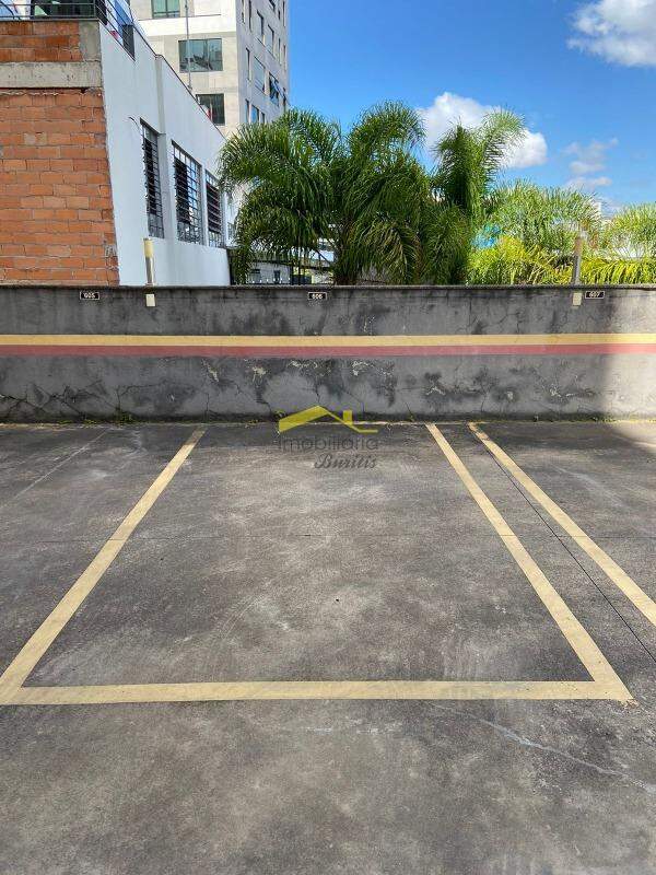 Sala para aluguel no Estoril: 