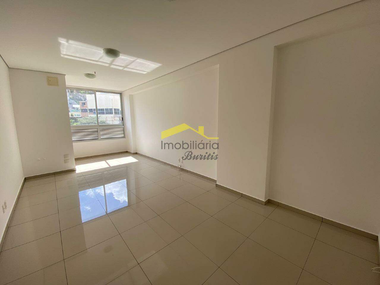 Sala para aluguel no Estoril: 