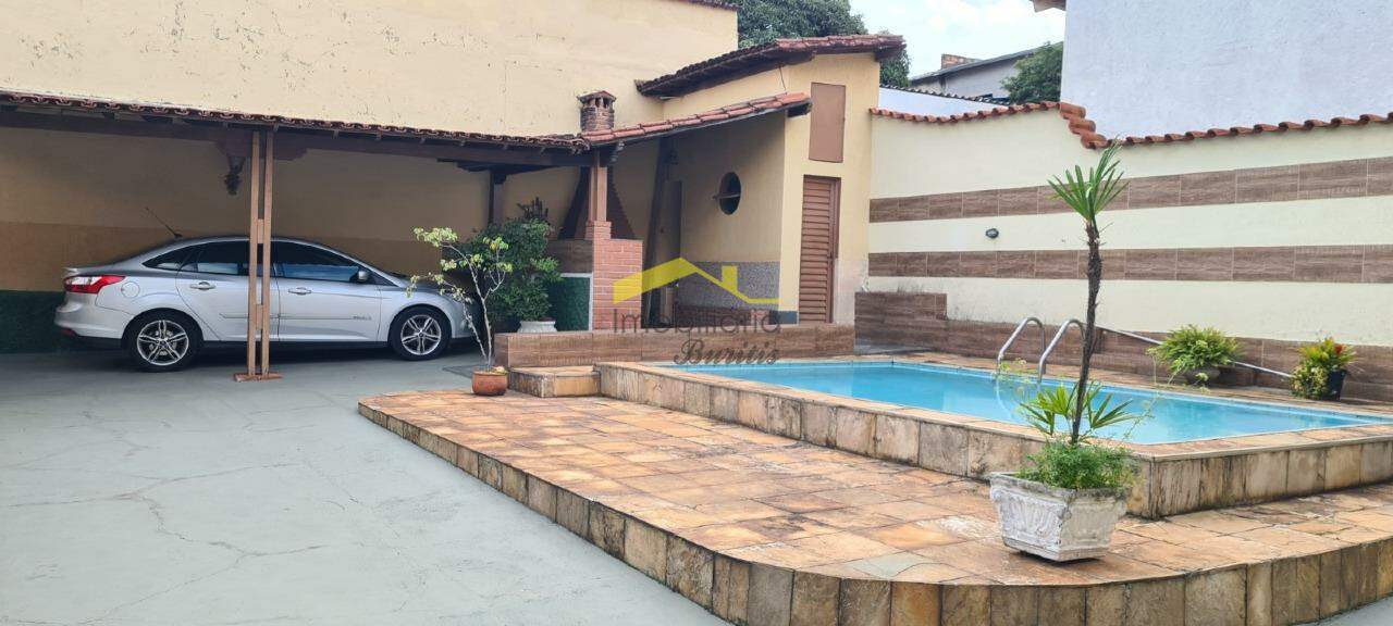 Casa à venda no Palmeiras: 