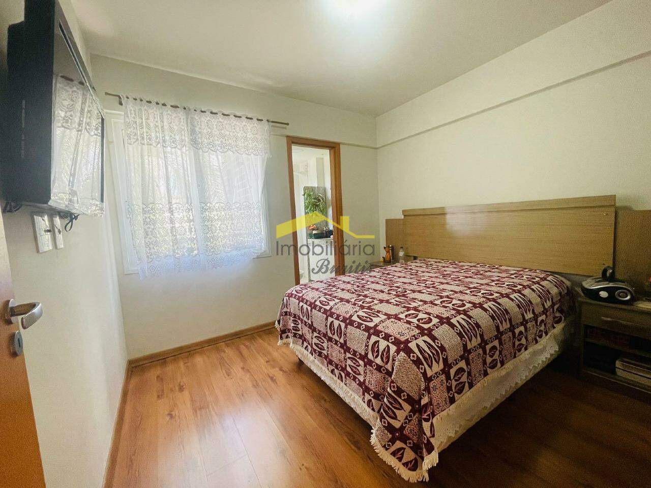 Apartamento à venda no Cinqüentenário: 