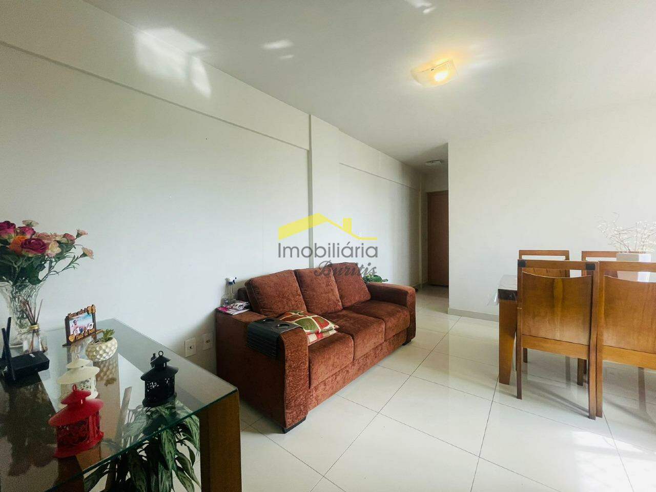 Apartamento à venda no Cinqüentenário: 