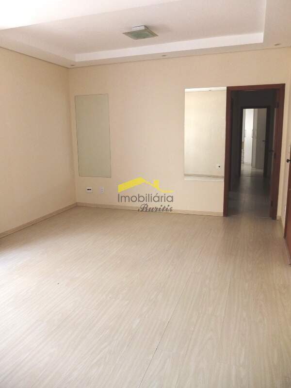 Apartamento à venda no Buritis: 