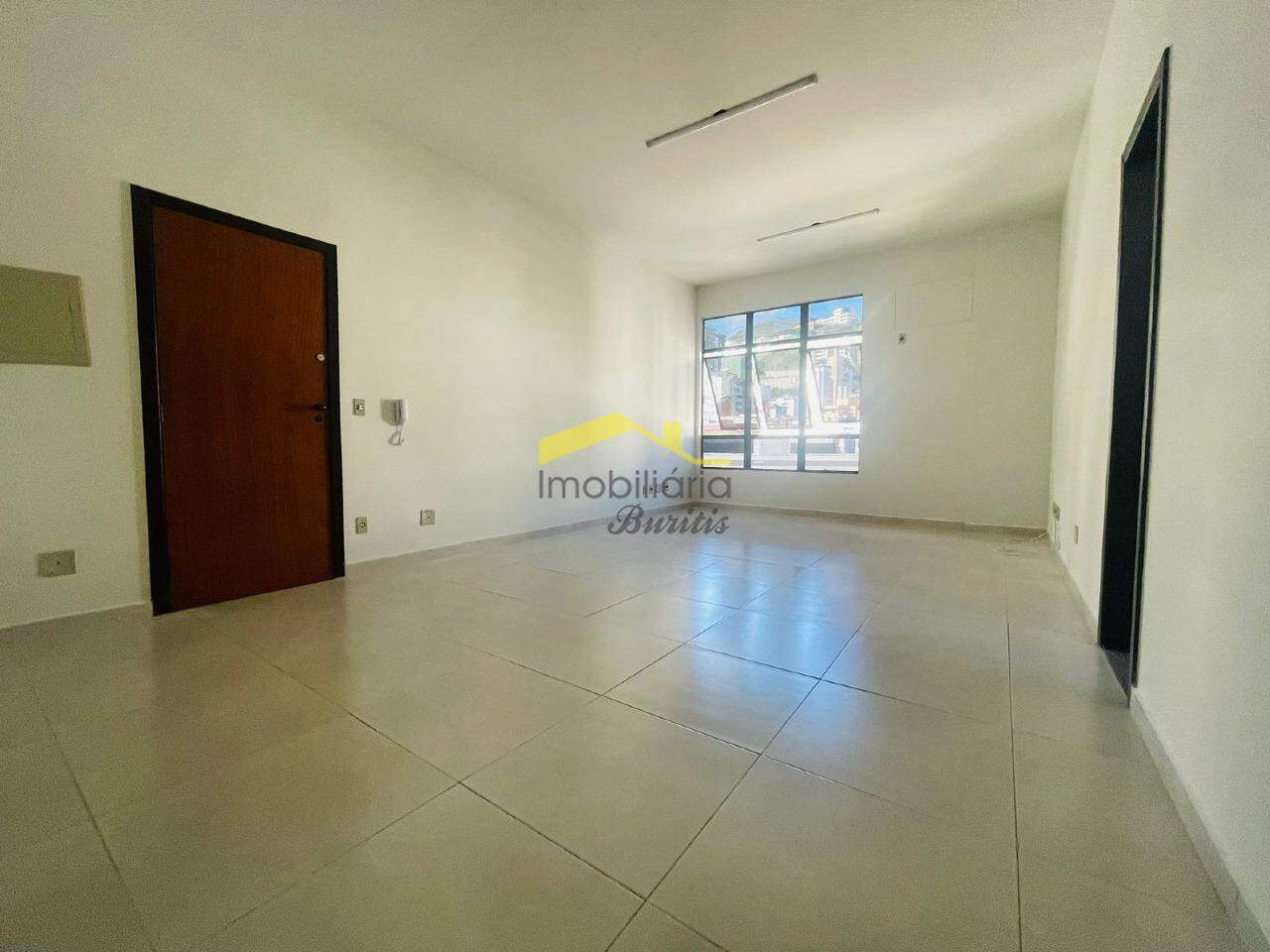 Sala para aluguel no Buritis: 