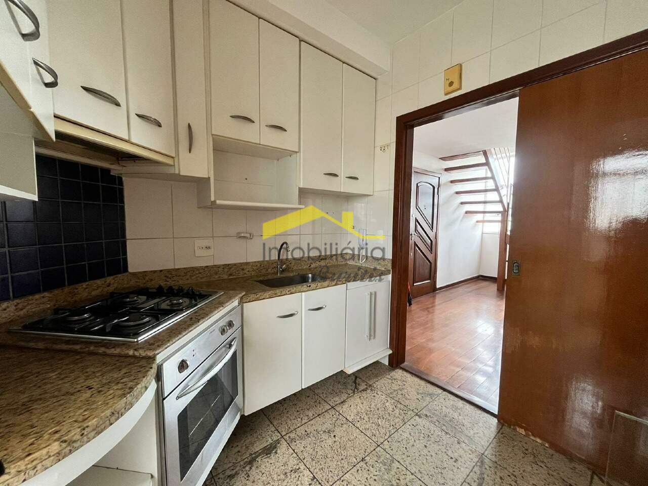 Cobertura à venda no Buritis: 