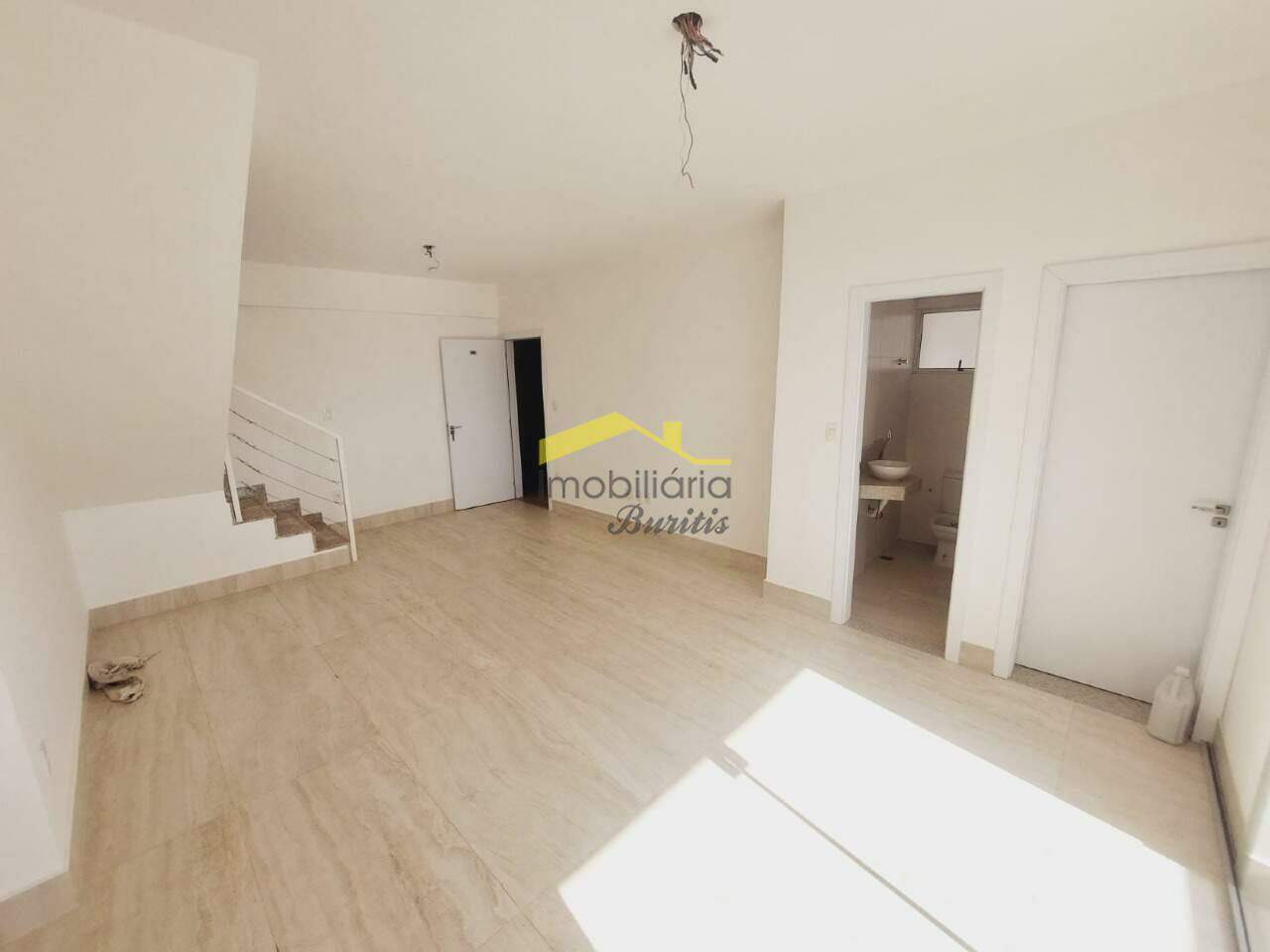 Cobertura à venda no Buritis: 