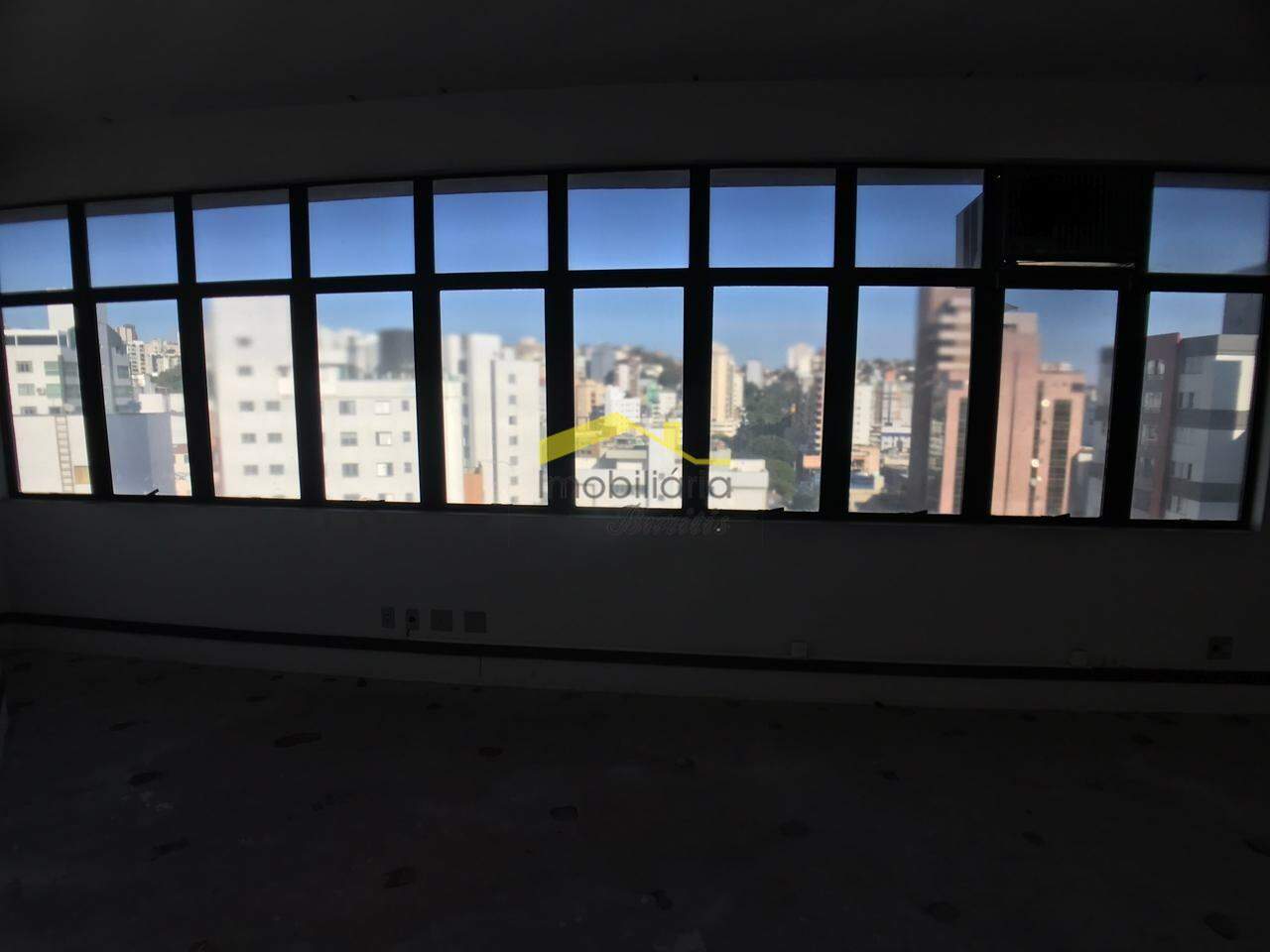 Sala para aluguel no Buritis: 