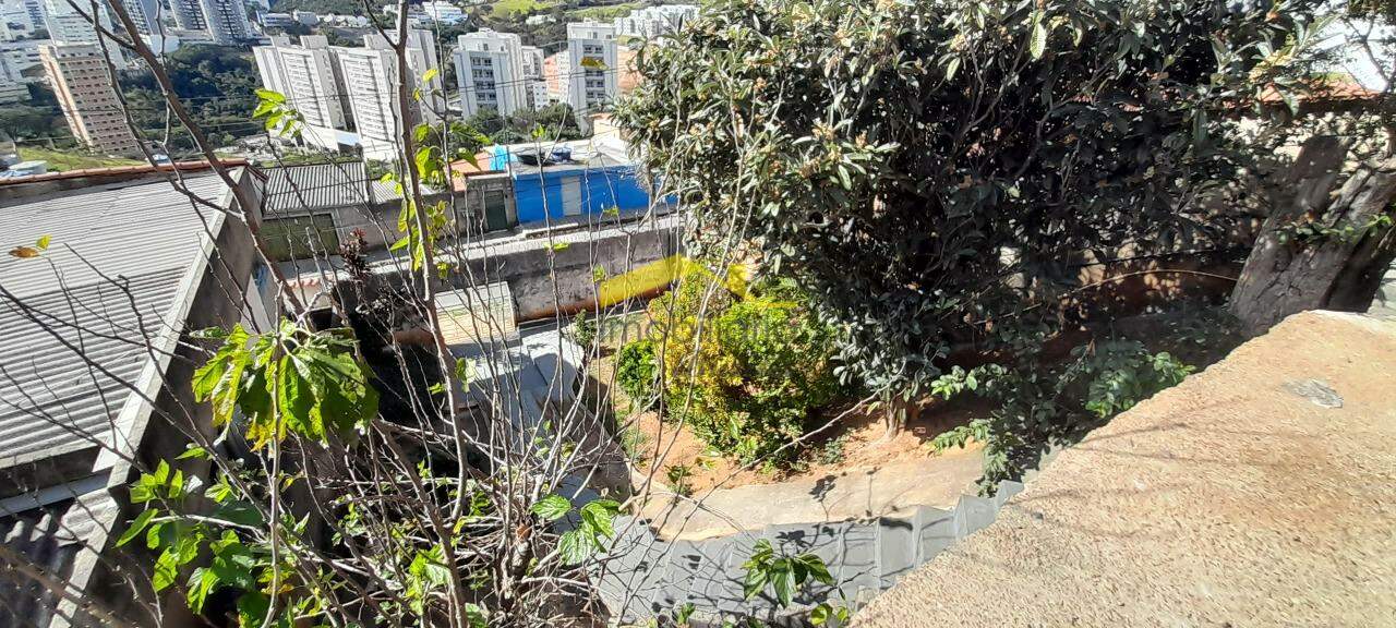 Casa à venda no Palmeiras: 