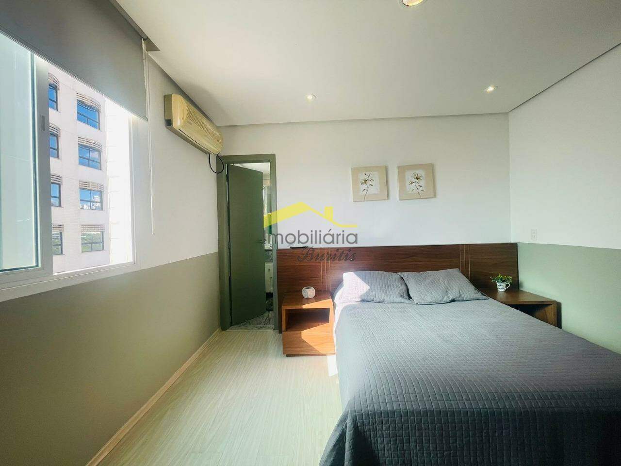 Flat para aluguel no Estoril: 