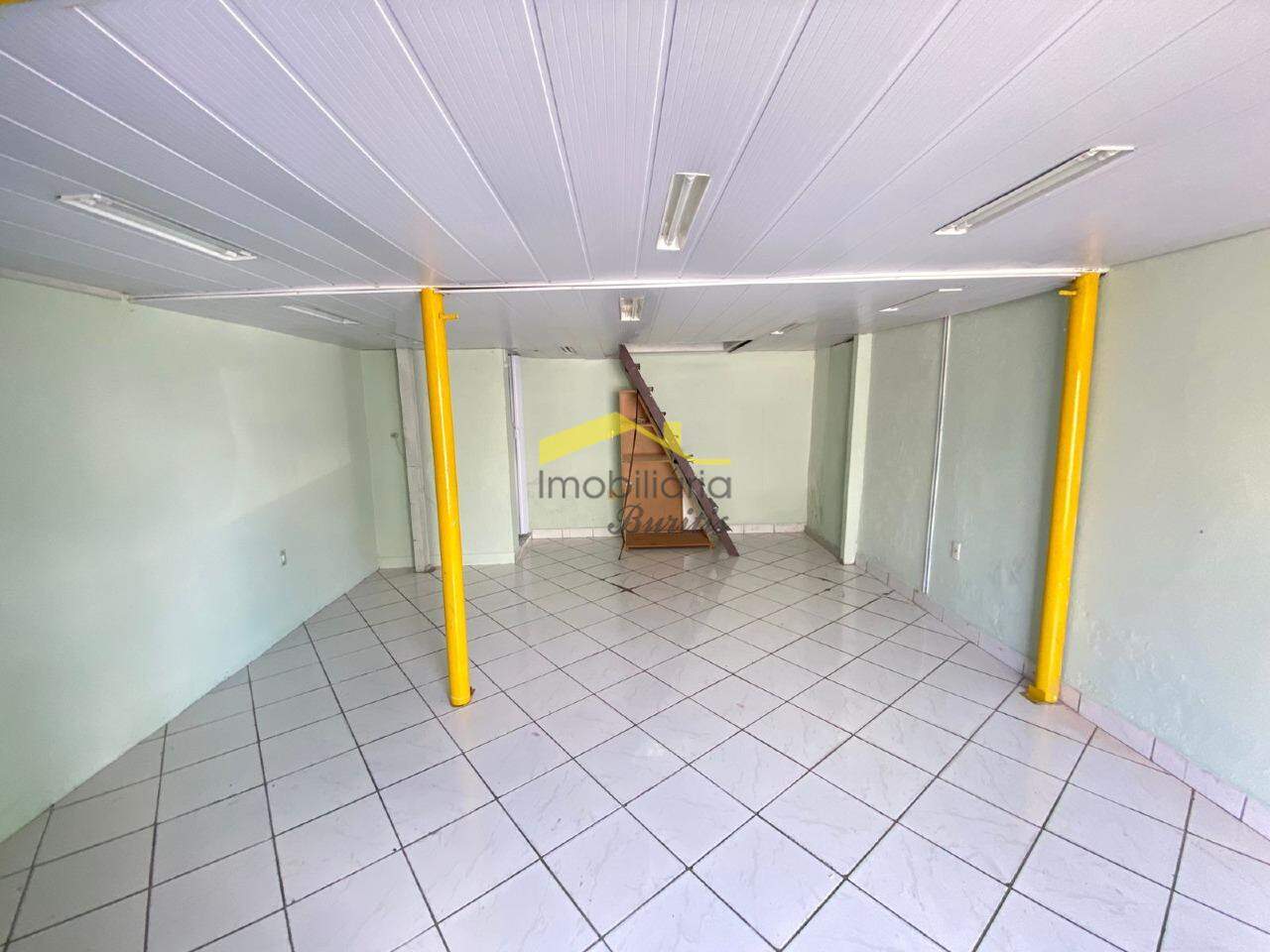 Loja para aluguel no Nova Suíssa: 