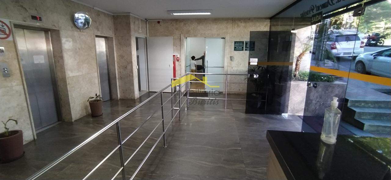 Andar à venda no Cruzeiro: 