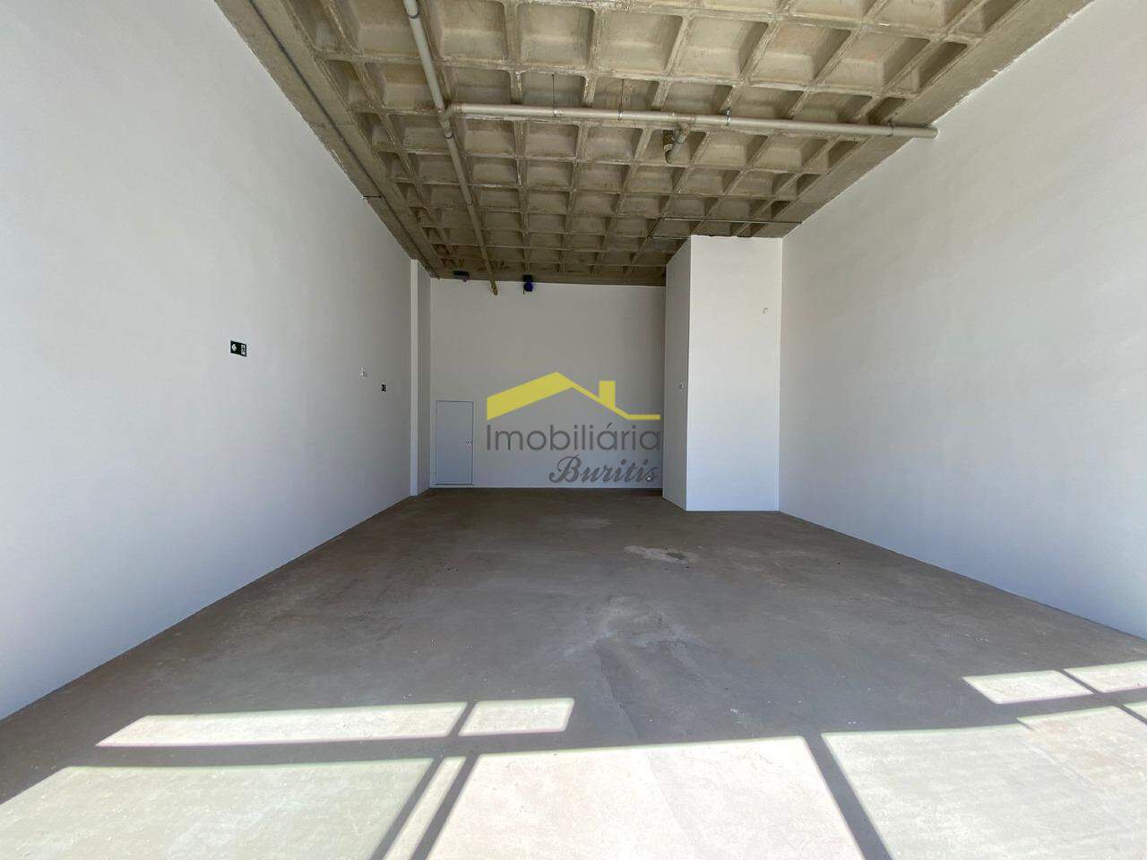 Sala para aluguel no VALE DO SERENO: 