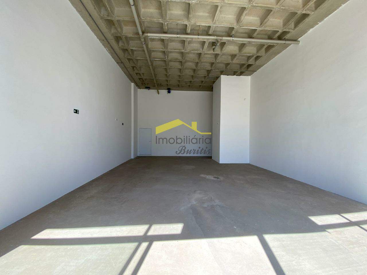 Loja para aluguel no VALE DO SERENO: 