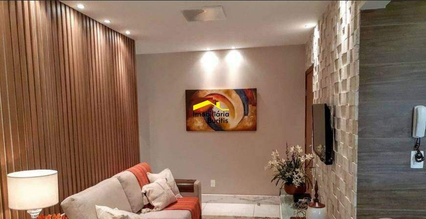 Cobertura à venda no Buritis: Sala