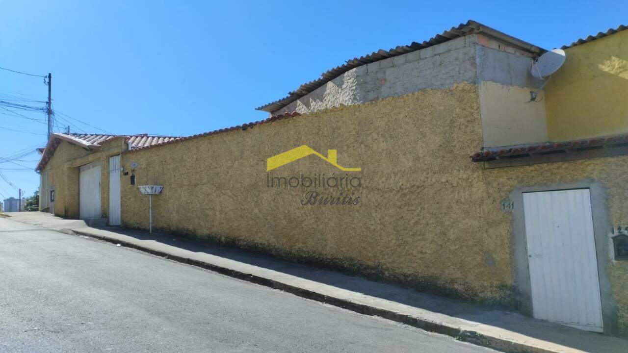 Casa à venda no Palmeiras: 