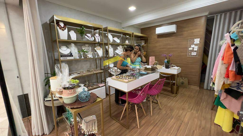 Loja à venda no Buritis: 