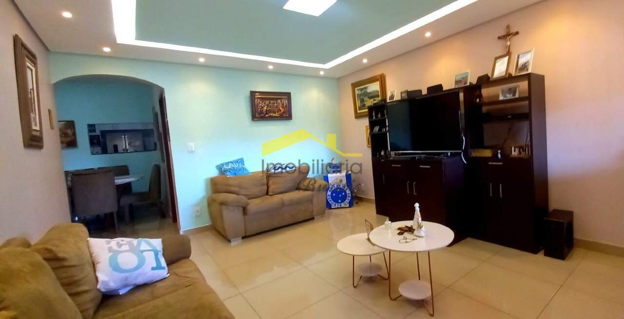 Casa à venda no Palmeiras: 