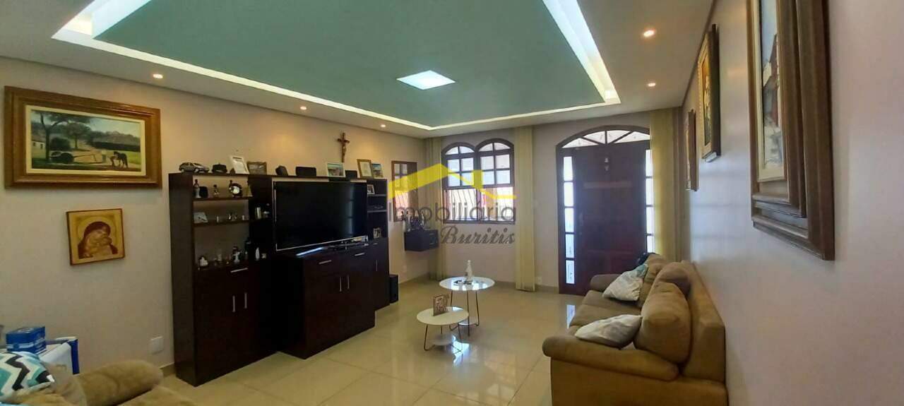 Casa à venda no Palmeiras: 