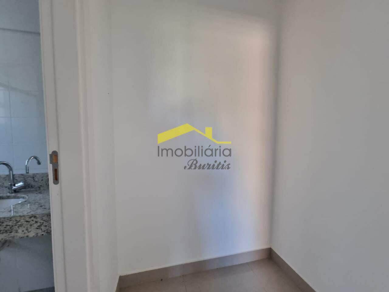 Cobertura à venda no Buritis: 