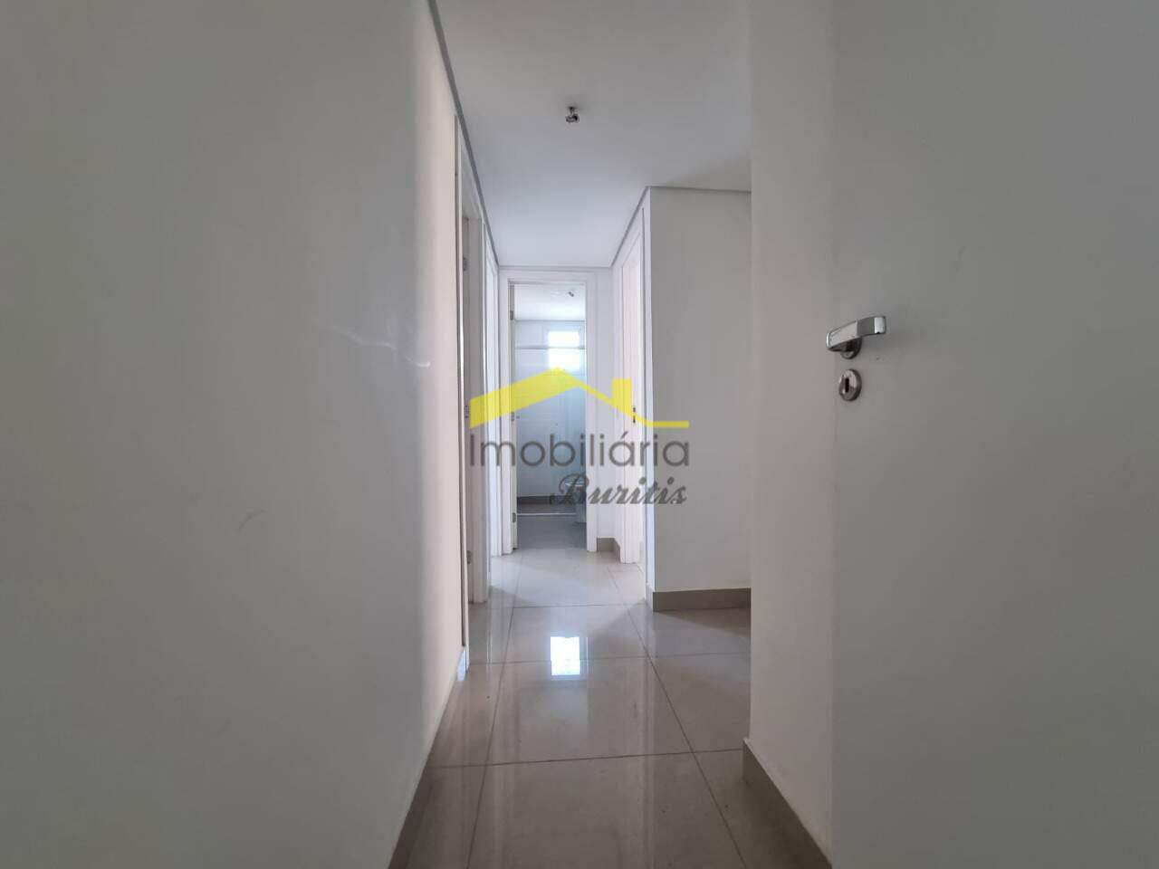 Cobertura à venda no Buritis: 