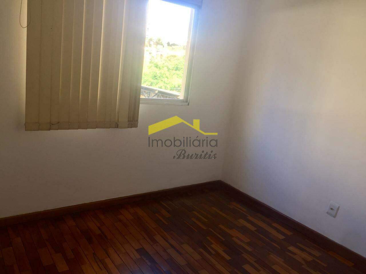 Apartamento à venda no Estoril: 