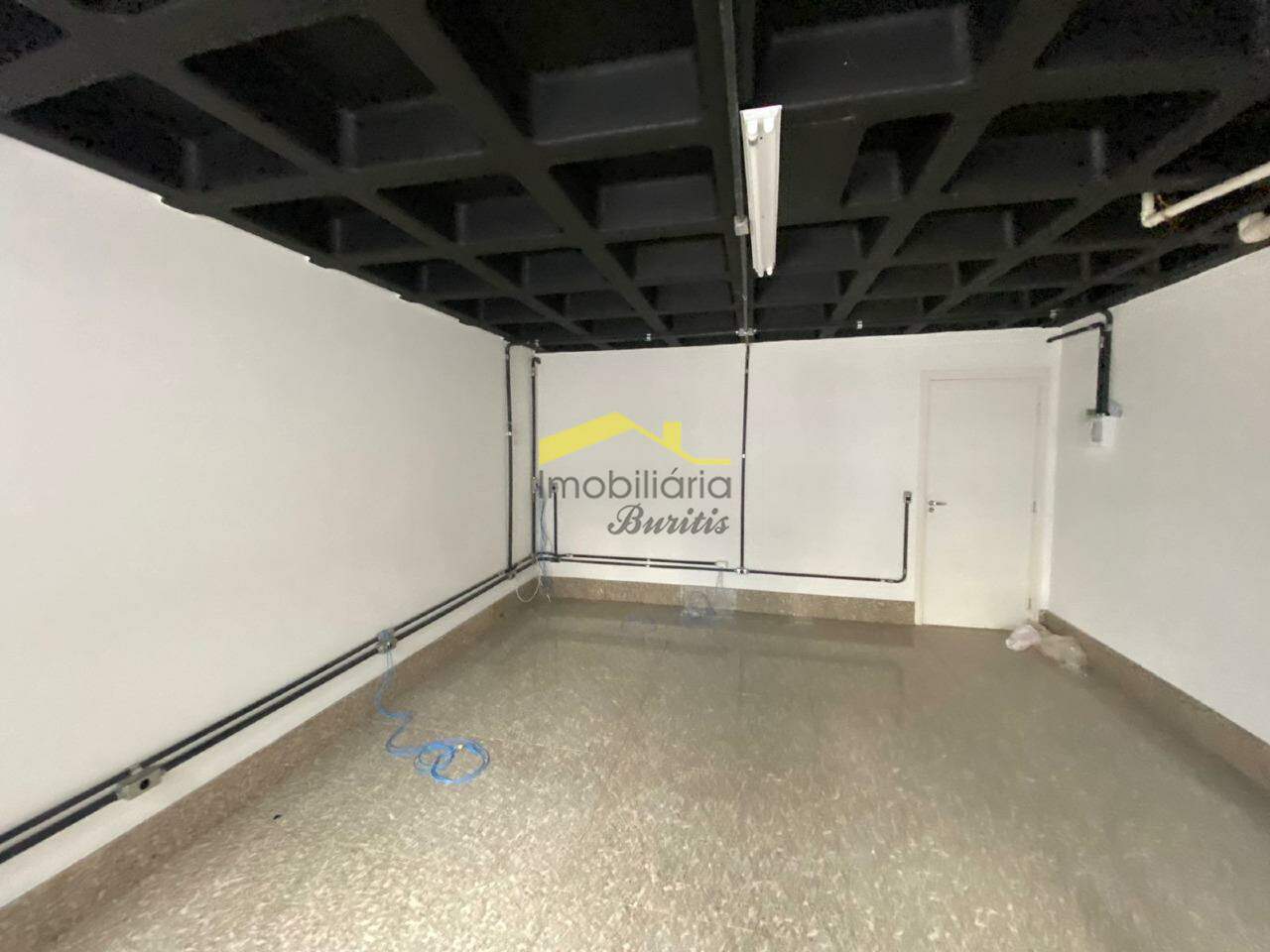 Sala para aluguel no Buritis: 