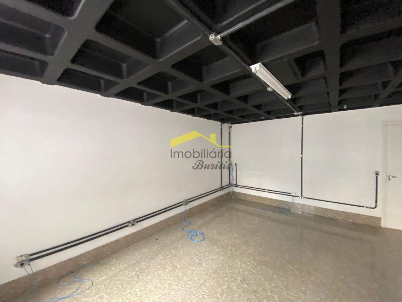 Sala para aluguel no Buritis: 