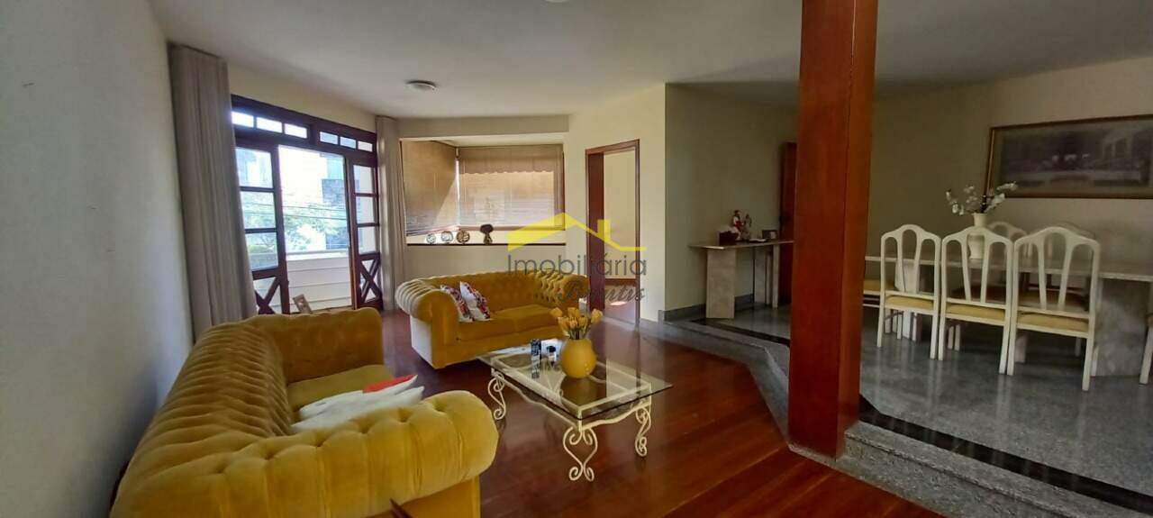 Casa à venda no Buritis: 