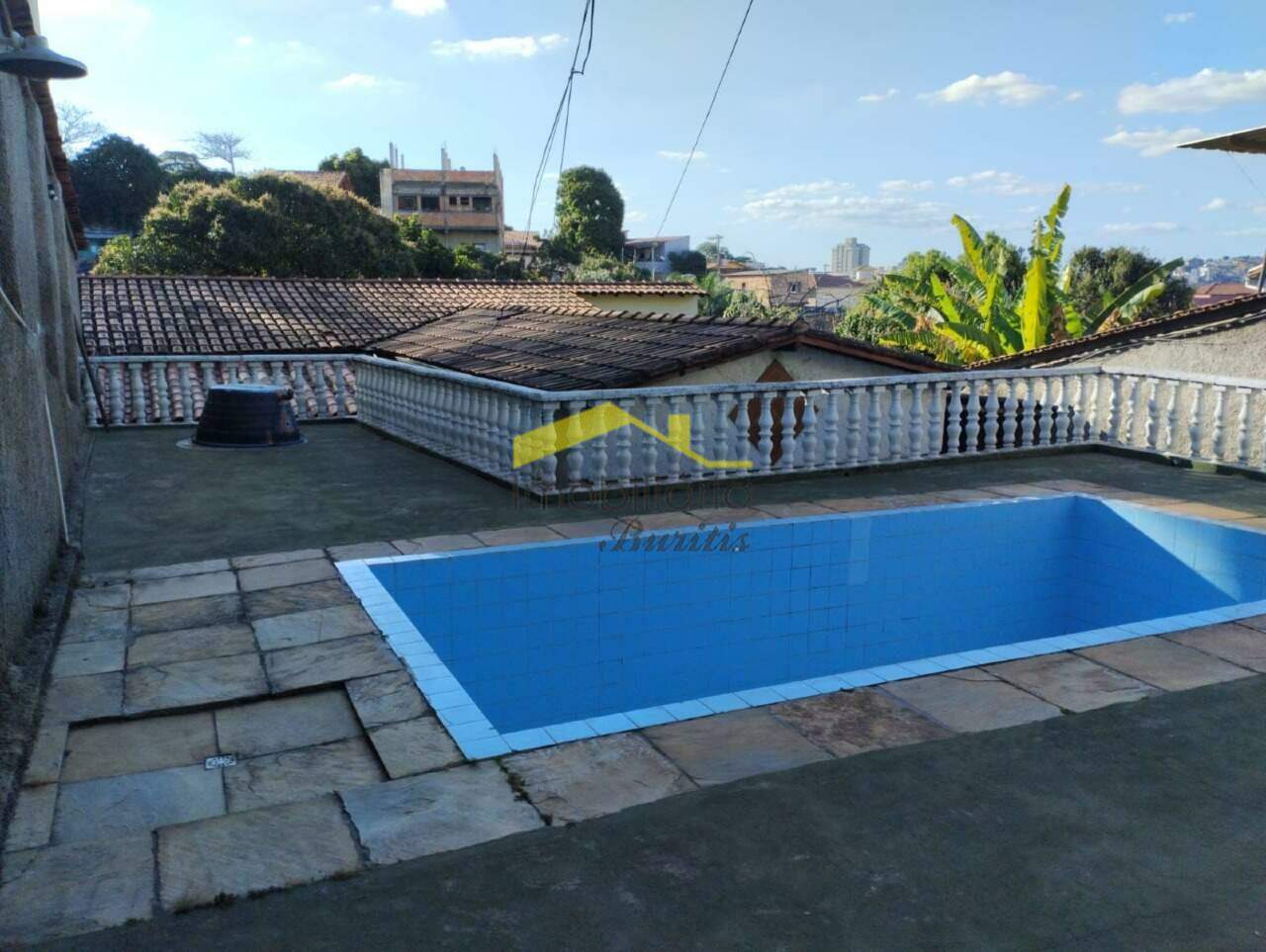 Casa à venda no Palmeiras: 