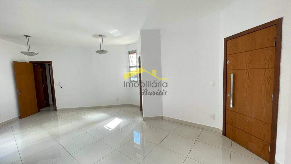 Apartamento à venda no Buritis: 