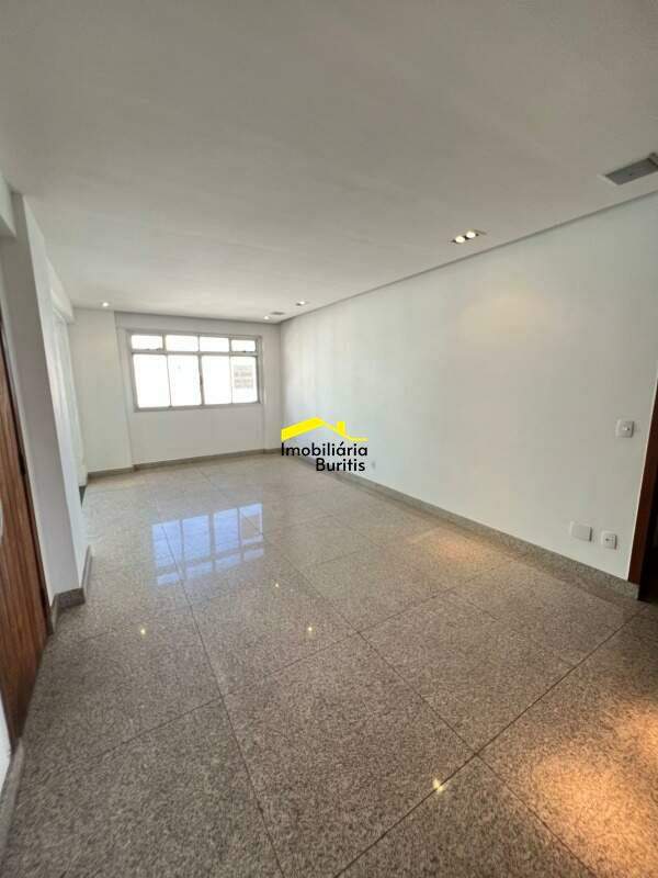 Apartamento à venda no Buritis: 01